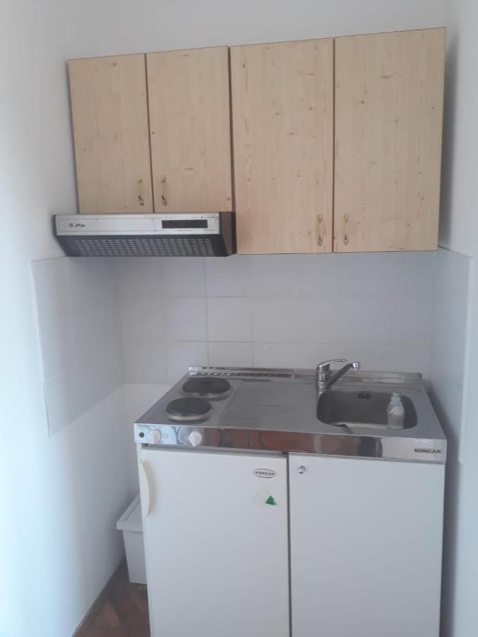 Apartmani Vilma Pakoštane Zewnętrze zdjęcie
